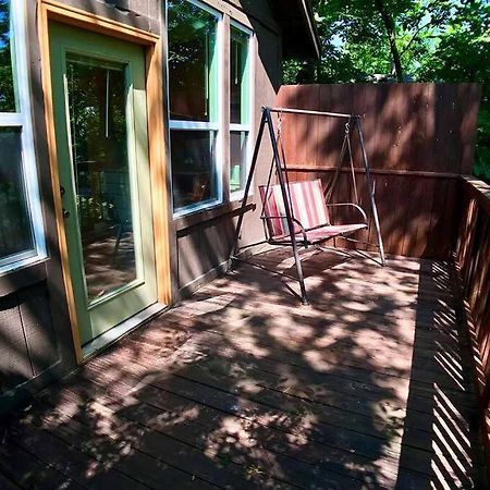 Chateau Treehouse #11 @ Oak Crest Cottages And Treehouses يوريكا سبرينغز المظهر الخارجي الصورة